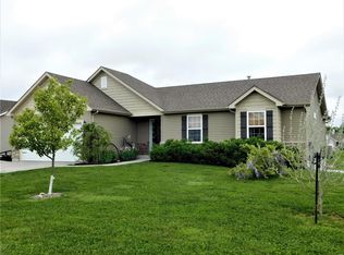 324 Waterford Ct, Troy, MO 63379