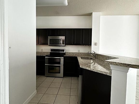 4th image of 8531 Bay Lilly Loop