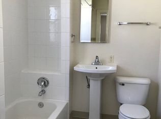3024 S Delaware St, Englewood, CO 80110