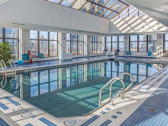 4th image of 235 W 56th St APT 24D