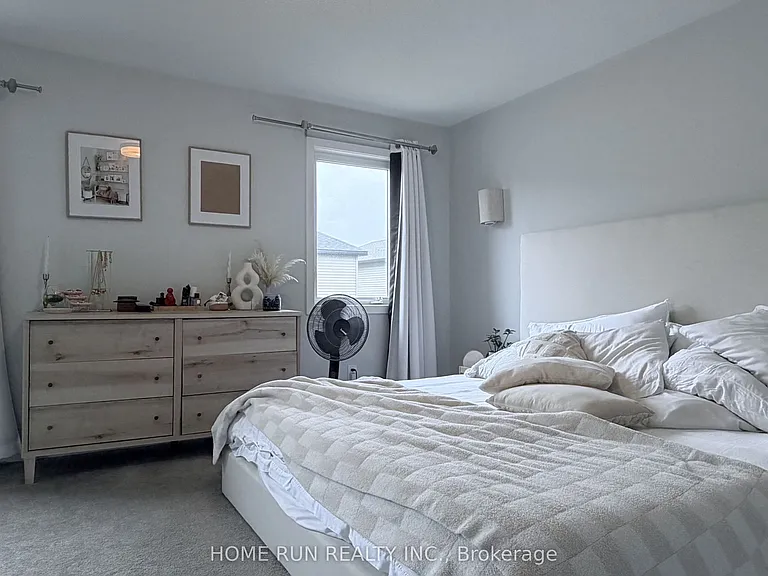 219 Billrian Cres — Photo 12