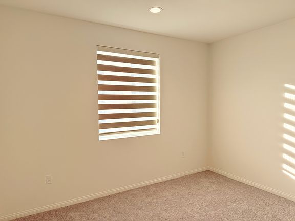4th image of 2450 E Lincoln Ave #5