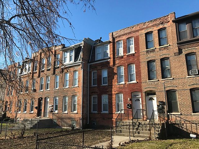 1st image of 10512 S Maryland Ave #2