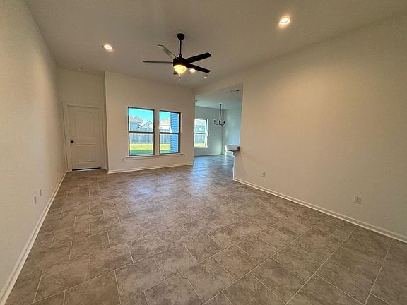 2nd image of 339 Settlers Run Dr