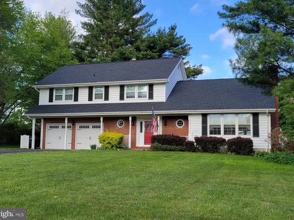 32 Springfield Dr, North East, MD 21901