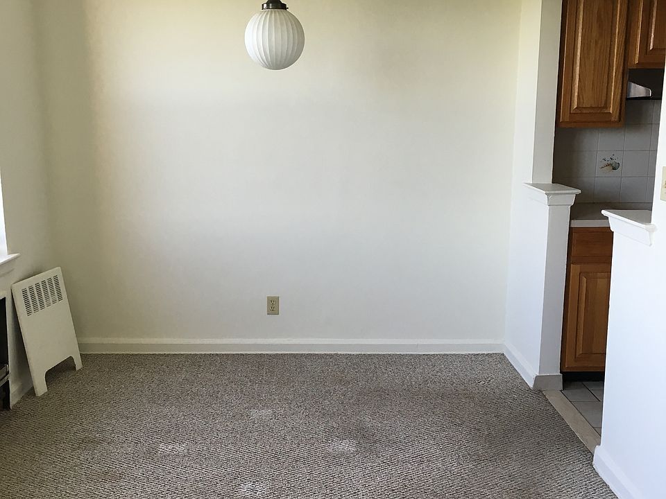 1st image of 27 Claremont Ave