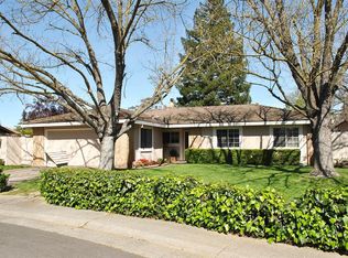 9519 2nd Ave, Elk Grove, CA 95624