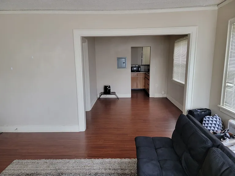 Avondale Apartments — Photo 111