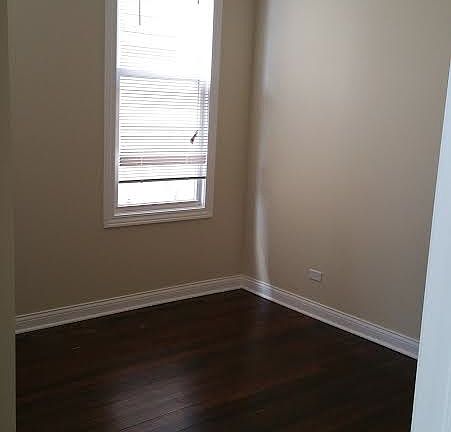 3rd image of 2250 W Lawrence Ave