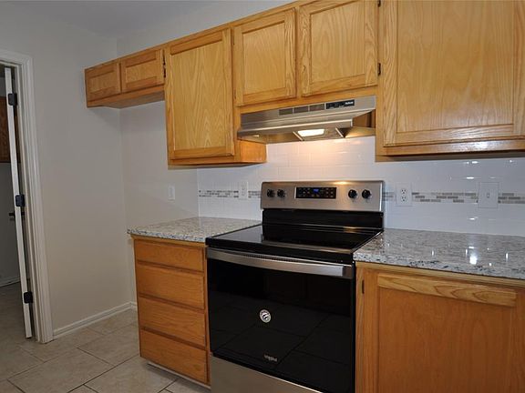 4th image of 1318 Chippewa Trl