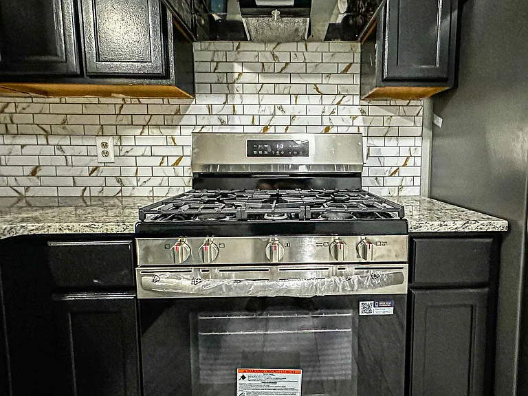 280 Jelliff Ave #1 — Photo 13