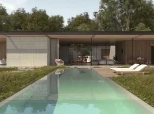 385 Trousdale Pl, Beverly Hills, CA 90210