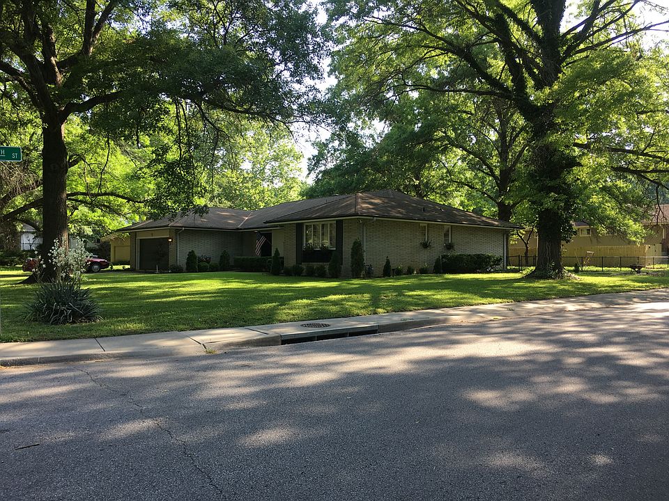 view from Ward Parkway