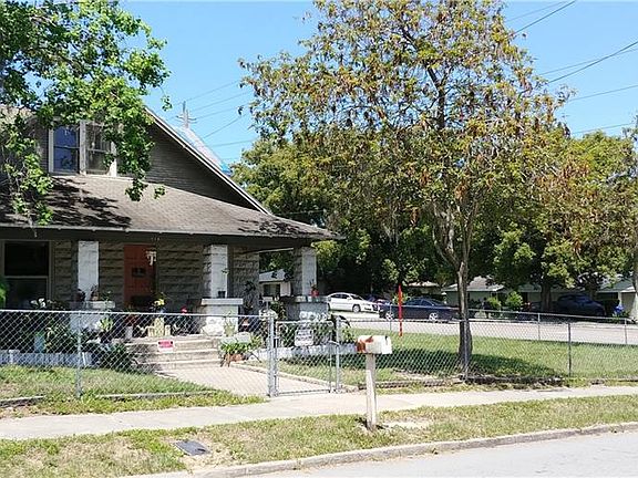 4th image of 718 N Vermont Ave