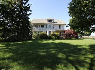 2267 N 4275th Rd, Sheridan, IL 60551