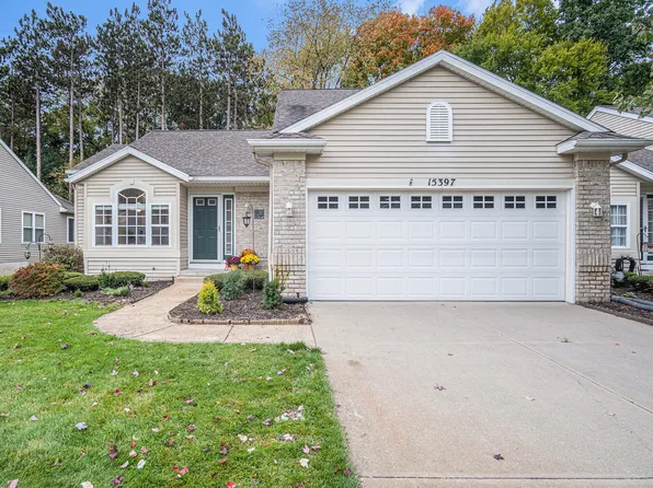 15397 Winchester Cir, Grand Haven, MI 49417