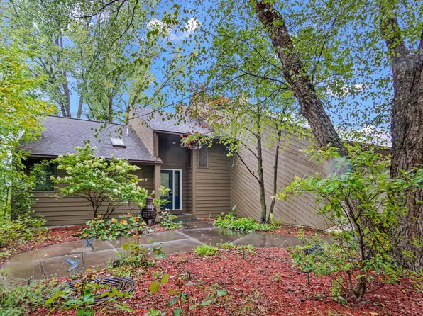 10120 Manning Ave N, Stillwater, MN 55082