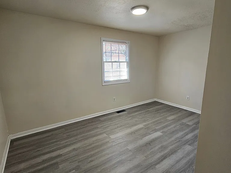1300 New York Ave #10 — Photo 13