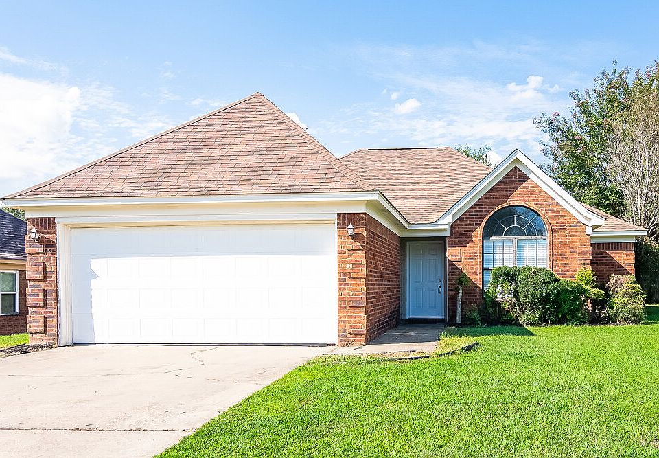 1st image of 10824 Ridgefield Dr