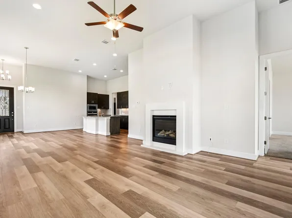 181 Benedum Way, Liberty Hill, TX 78642