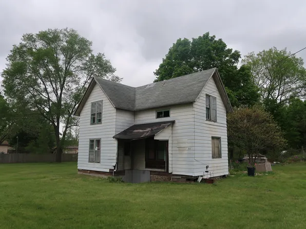 533 W Main St, Hartford, MI 49057