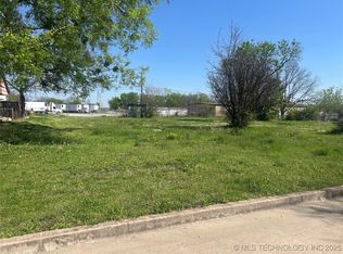 2006 N 15th St, McAlester, OK 74501