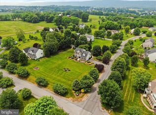 20 Cobblestone Ct, Martinsburg, WV 25403