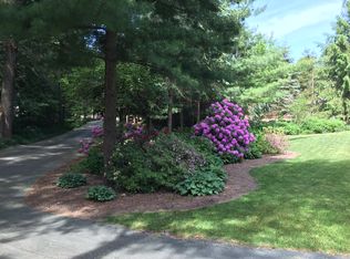 4225 Michelle Ct, Commerce Township, MI 48390