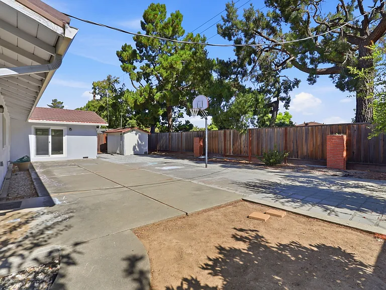 19397 Eric Dr — Photo 38