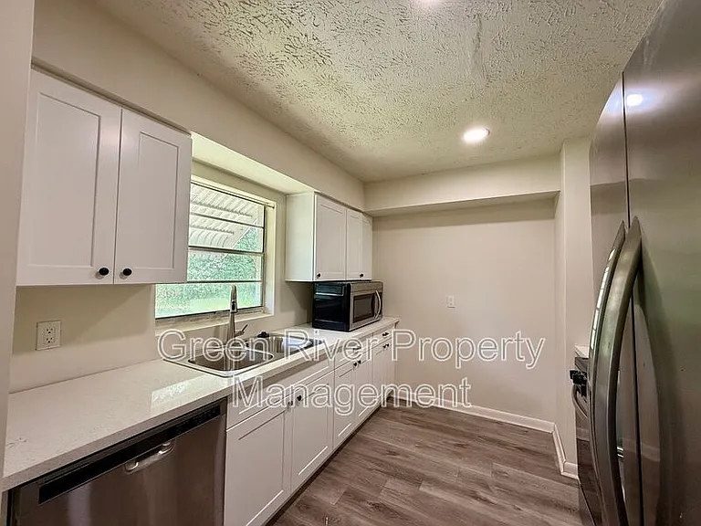 7398 Worthington Rd — Photo 9
