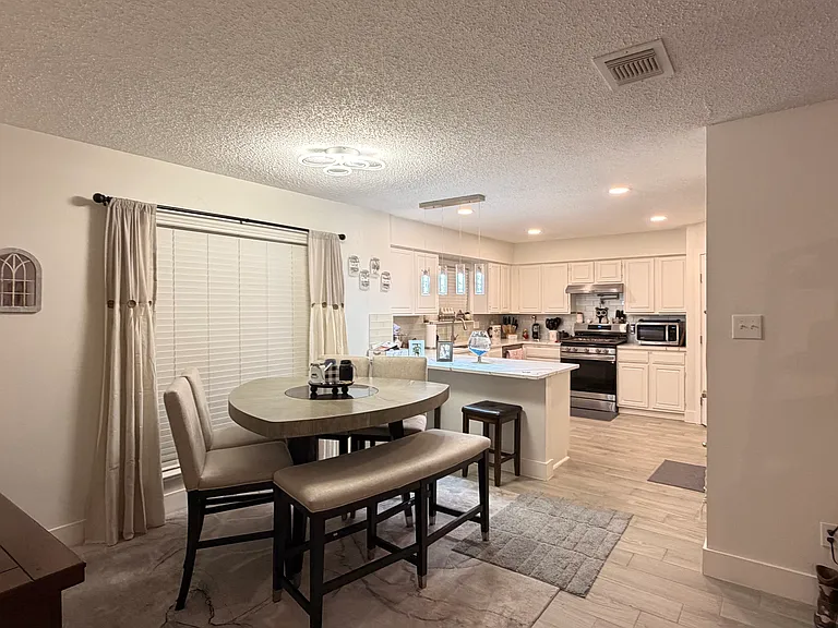 3211 S Peach Hollow Cir — Photo 13