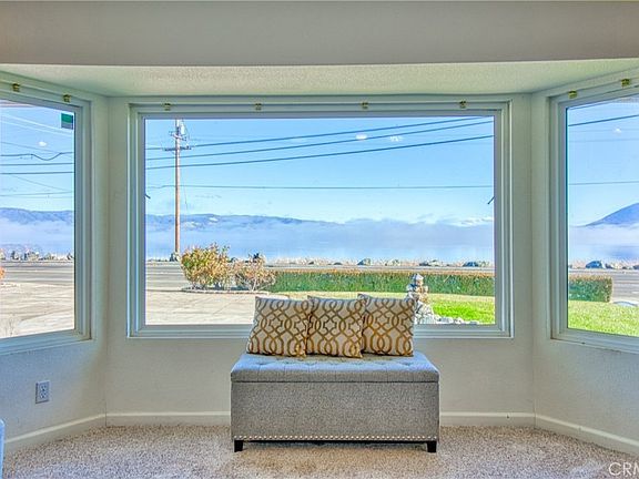 3rd image of 2075 Lakeshore Blvd