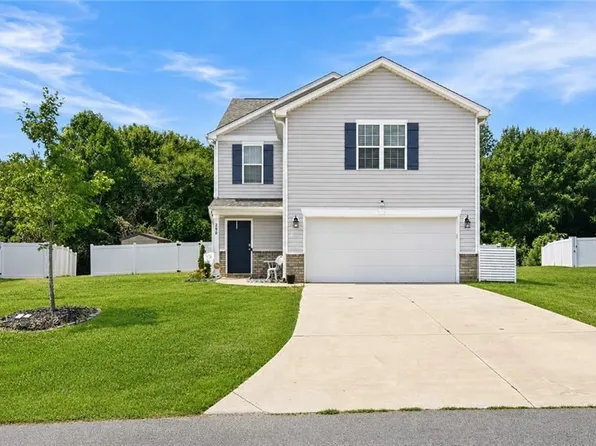 290 Tally Meadow Ct, Lexington, NC 27295