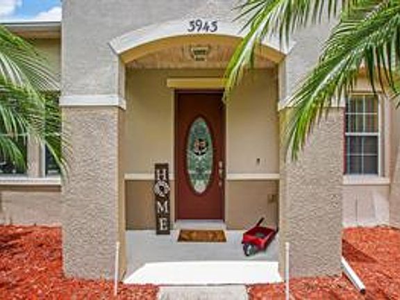 3rd image of 3943 Cedar Hammock Trl