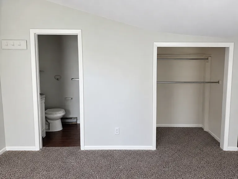 26 E Rochelle St #4 — Photo 6