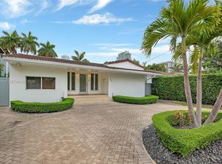 35 SW 20th Rd, Miami, FL 33129