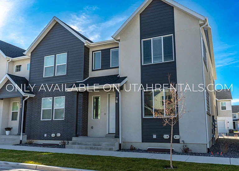76 S Moonlit Rd — Photo 4