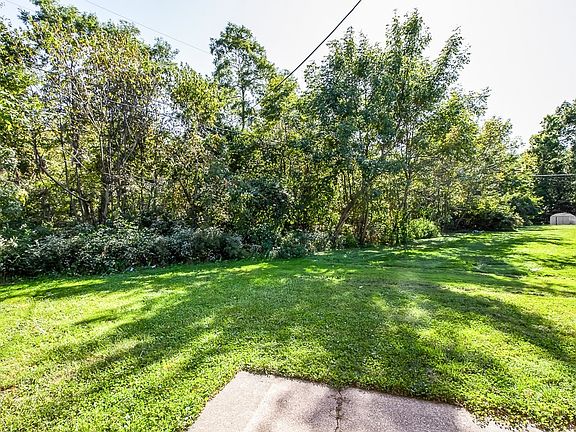 5th image of 671-681 S Shore Ct #679