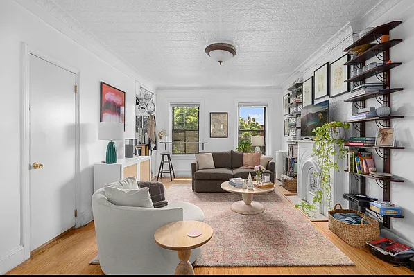 Rented by Carroll Gardens Realty | media 7