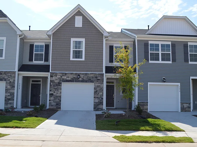 2034 Strickland Oak Way — Photo 8