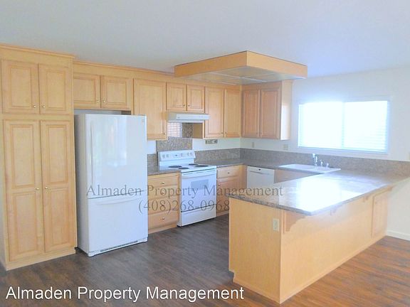 4th image of 4516 Poinsettia Ct