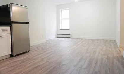 Rented by Warburg