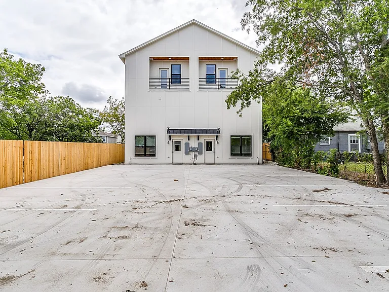 3210 Forest Park Blvd — Photo 40