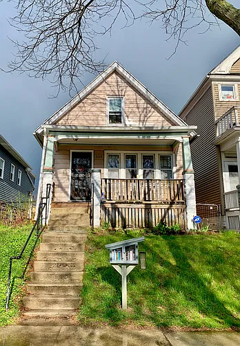 3042 N Booth St Photo 1