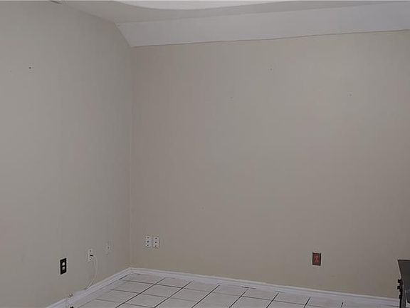 4th image of 2102 Standard Ave