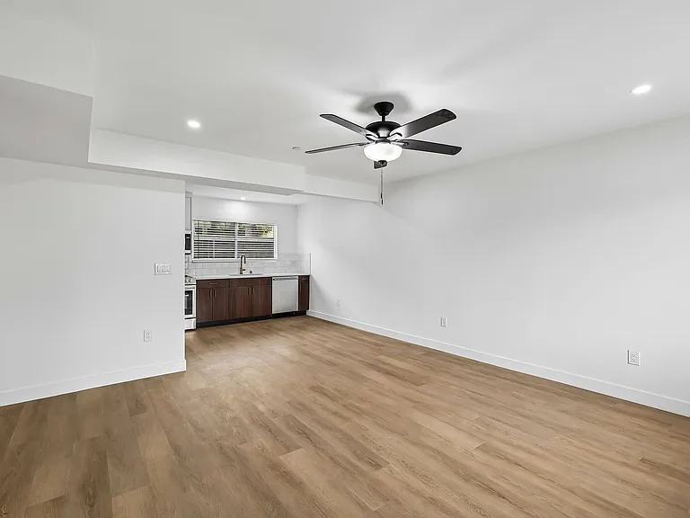 Salt + Sea - Luxury Coastal Apartments near Carlsbad Village — Photo 14