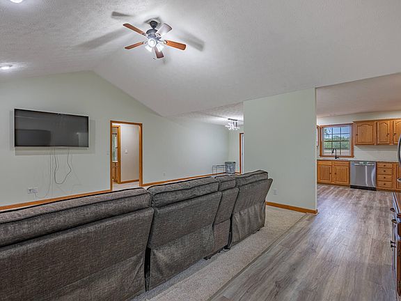 4th image of 2645 Vance Rd