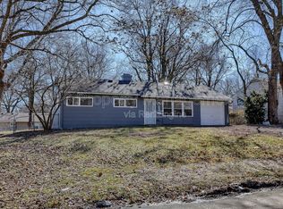 11201 Crystal Ave, Kansas City, MO 64134