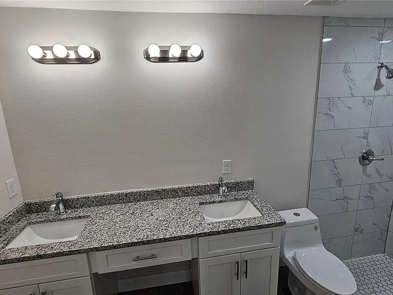 604 Lime Ave — Photo 8