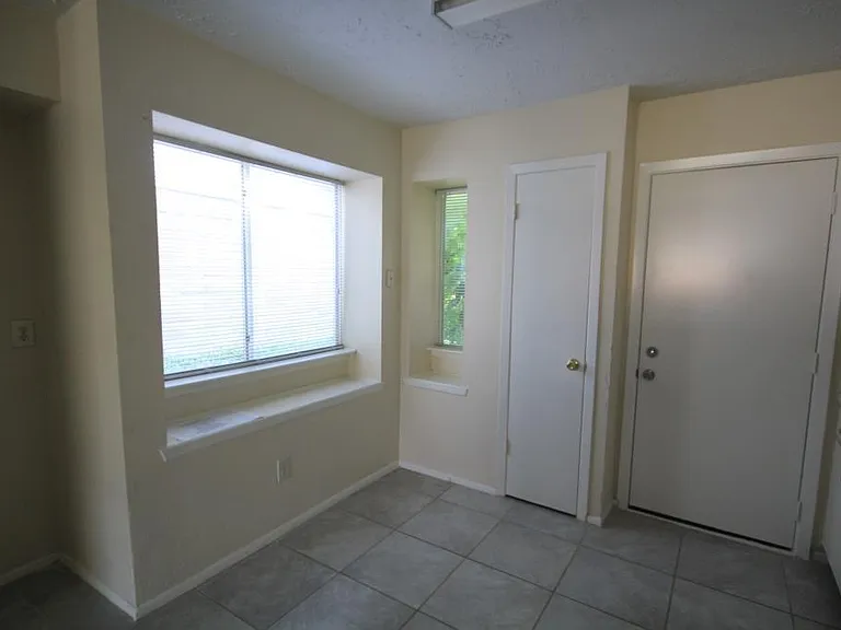 24002 Silversmith Ln — Photo 13
